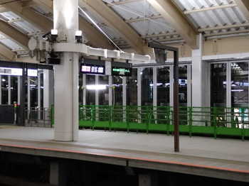 新潟駅　１番線ホーム